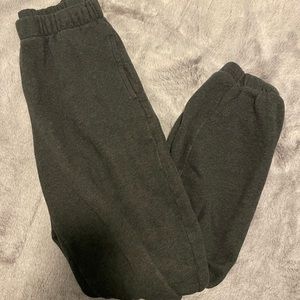 Brandy Melville Rosa Sweatpants